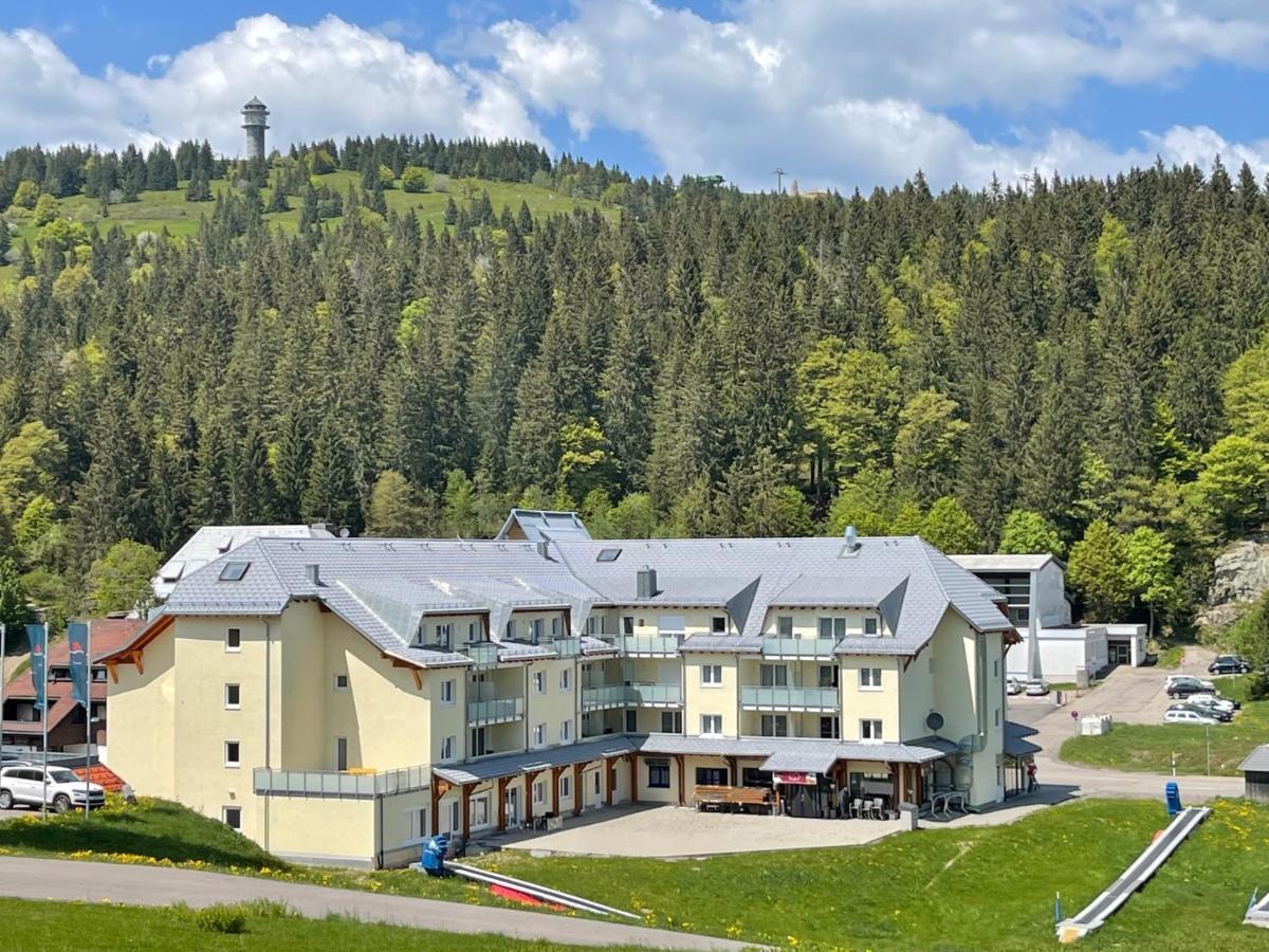Neue Ferienwohnung Mit Whirlpool Und Sauna In Der Residenz Grafenmatt Inklusive Hochschwarzwaldcard Feldberg  Exterior photo
